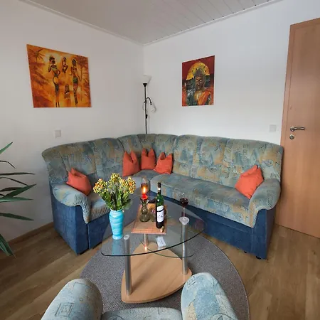 בית נופש Ruhiges Mit Sauna, Burggen