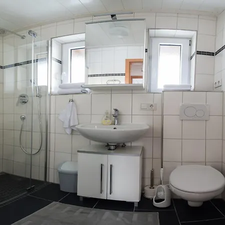 Ruhiges Mit Sauna, * Burggen