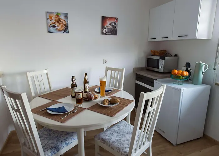 Ruhiges Mit Sauna,