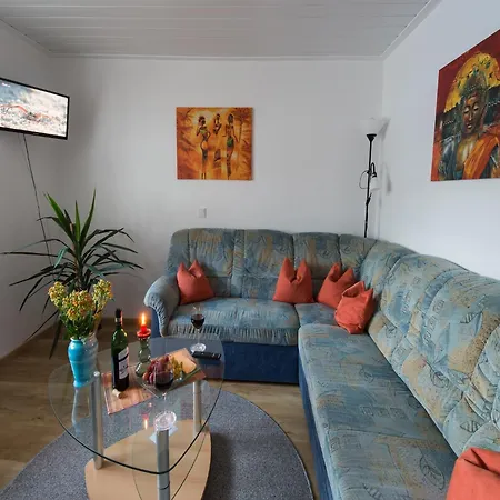 Ruhiges Mit Sauna, * Burggen