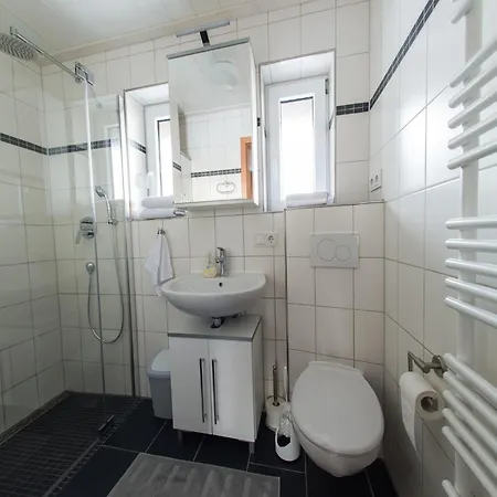 Ruhiges Mit Sauna,